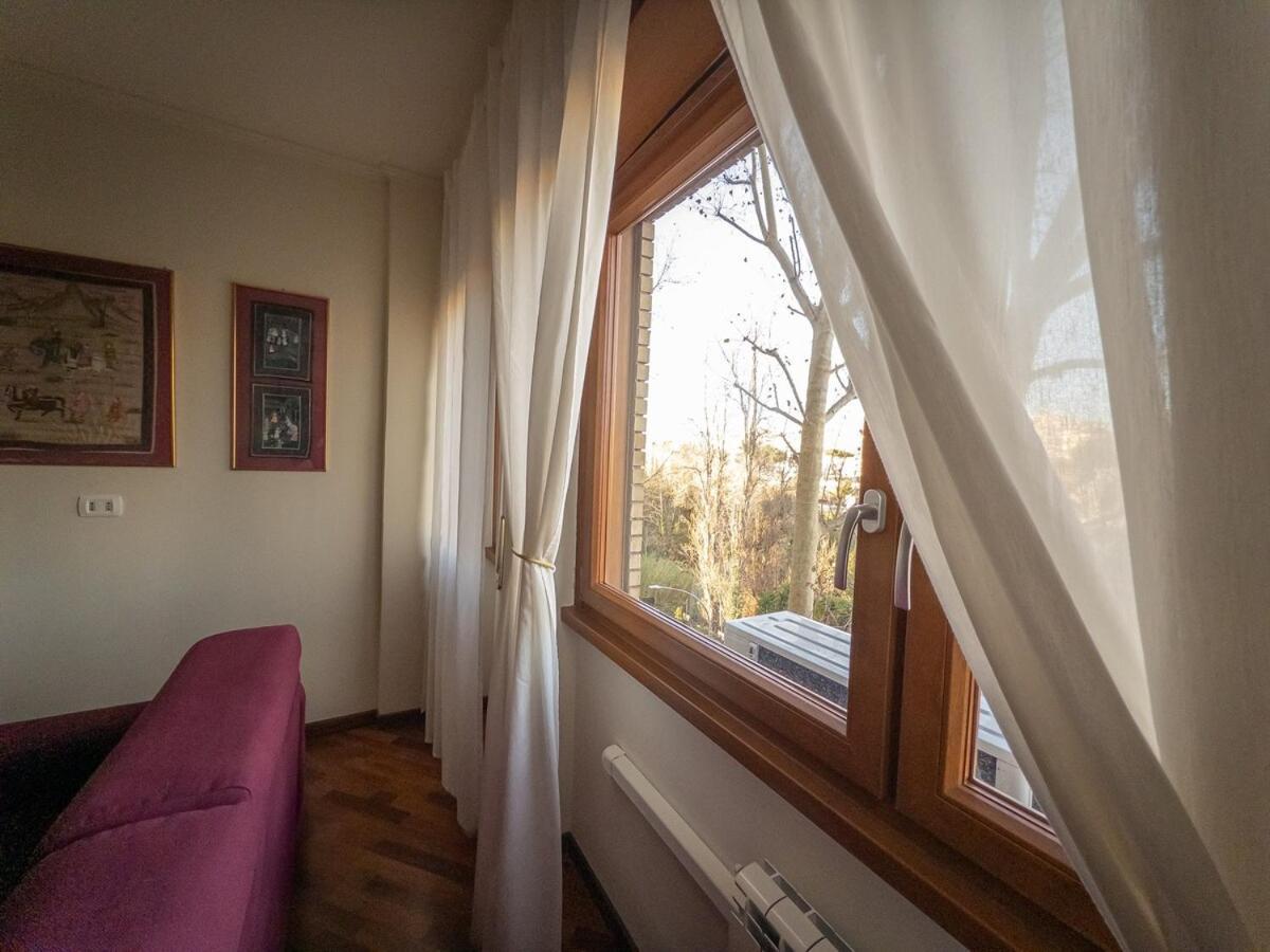 Elegant Studio, 20 Mins From Termini Station * Rom